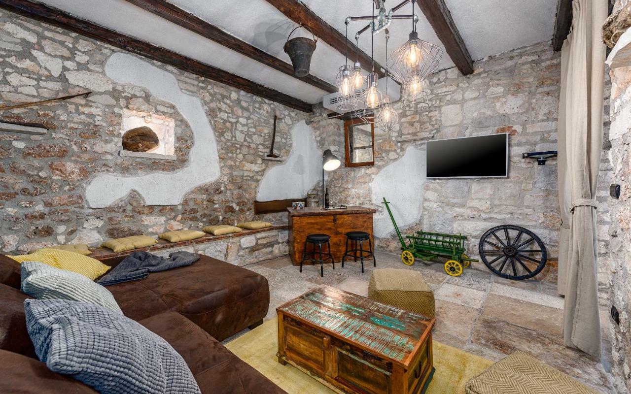Willa Casa Di Roccia Marčana Zewnętrze zdjęcie
